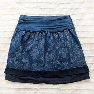 Adorable Denim Skirt w/ Floral Details